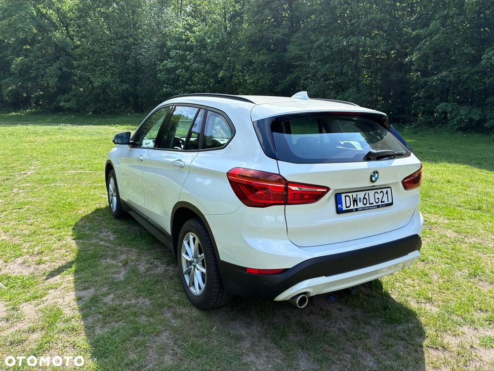 BMW X1 sDrive18i Advantage - 11