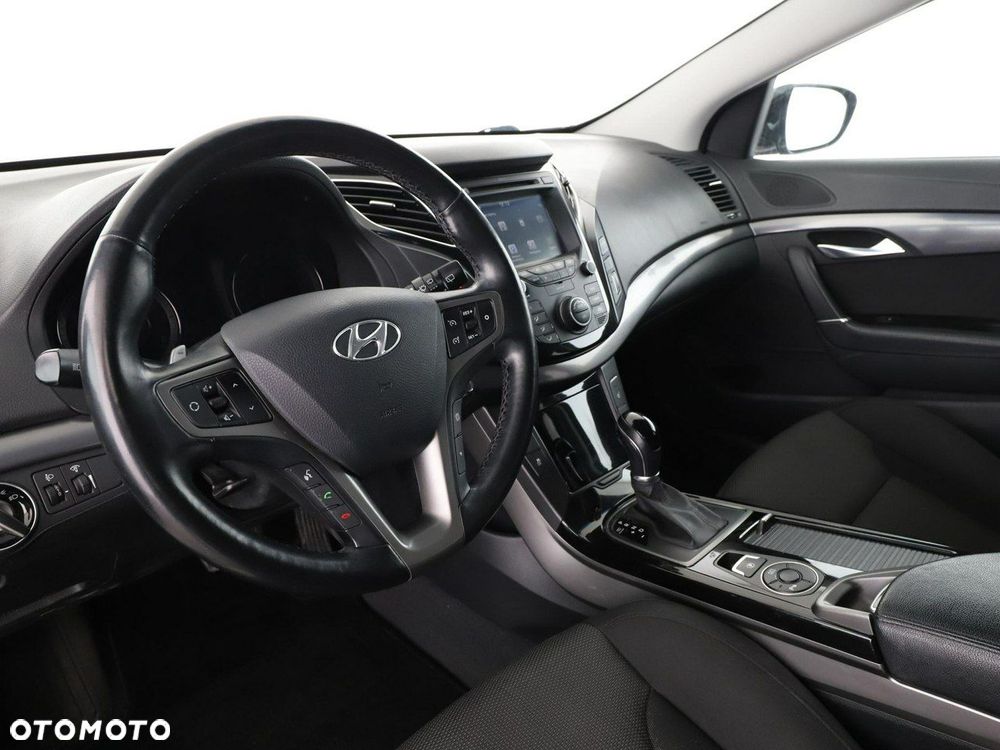 Hyundai i40 Kombi 2.0 Automatik Trend - 15