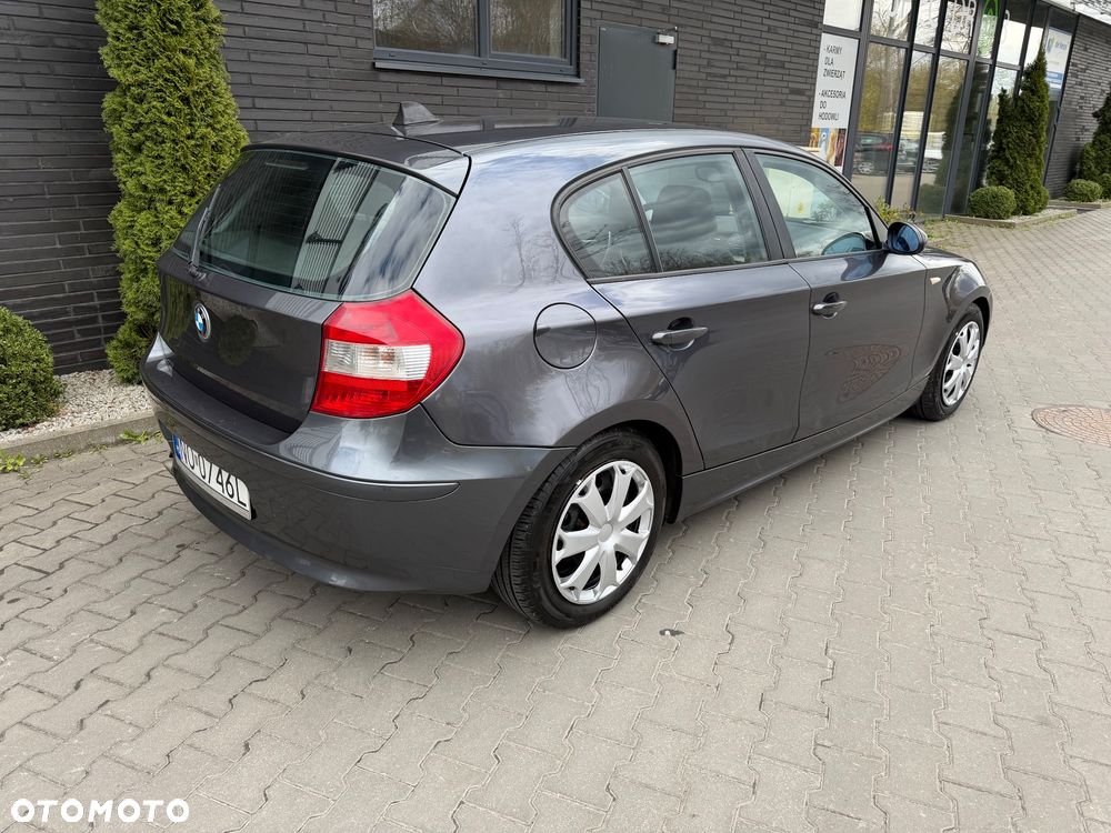 BMW Seria 1 116i - 5