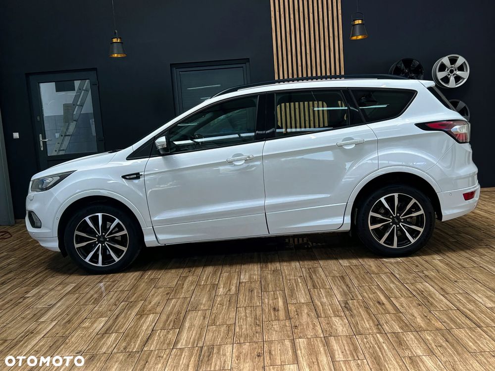 Ford Kuga 1.5 EcoBlue ST-LINE - 12