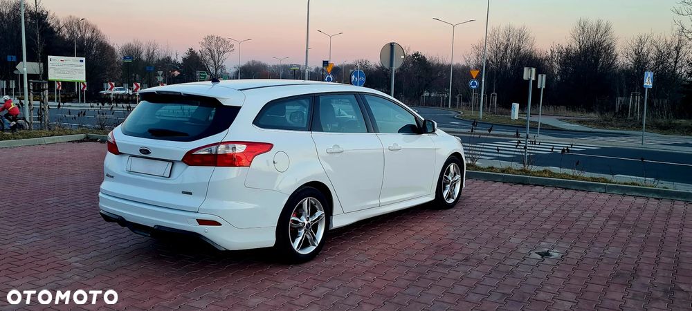 Ford Focus 1.0 EcoBoost Start-Stopp-System Business Edition - 14