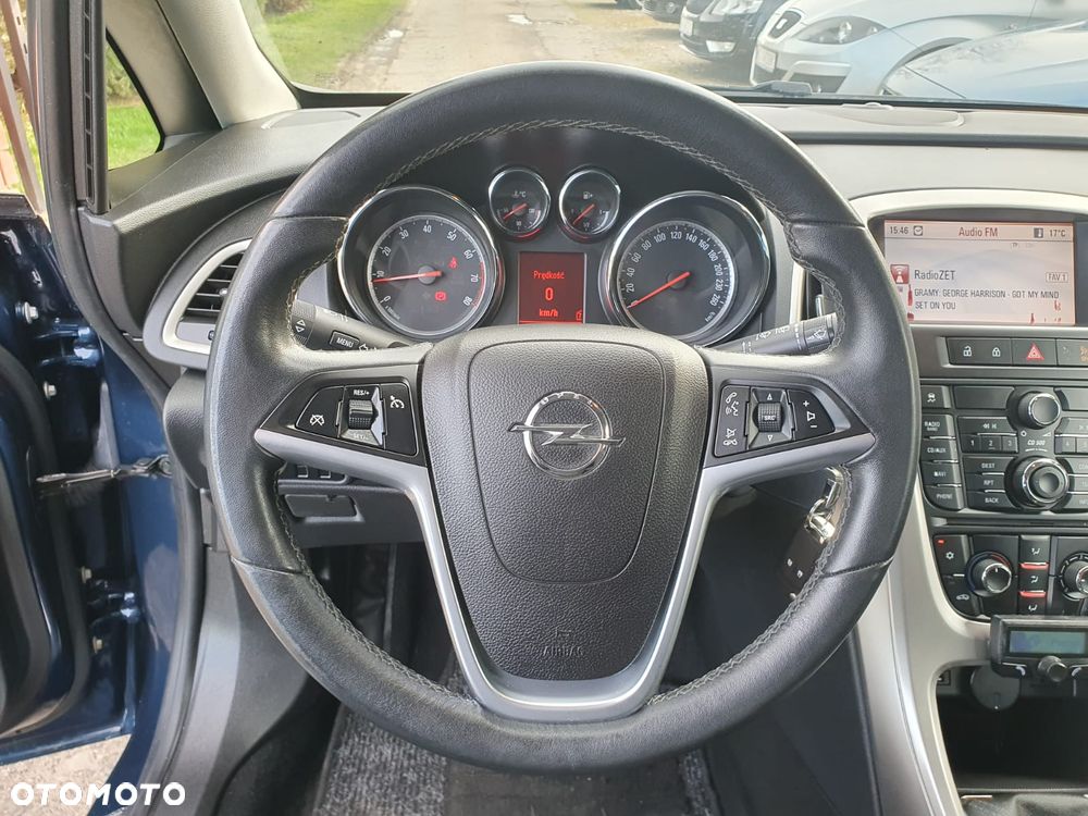 Opel Astra 1.4 Turbo Design Edition - 23
