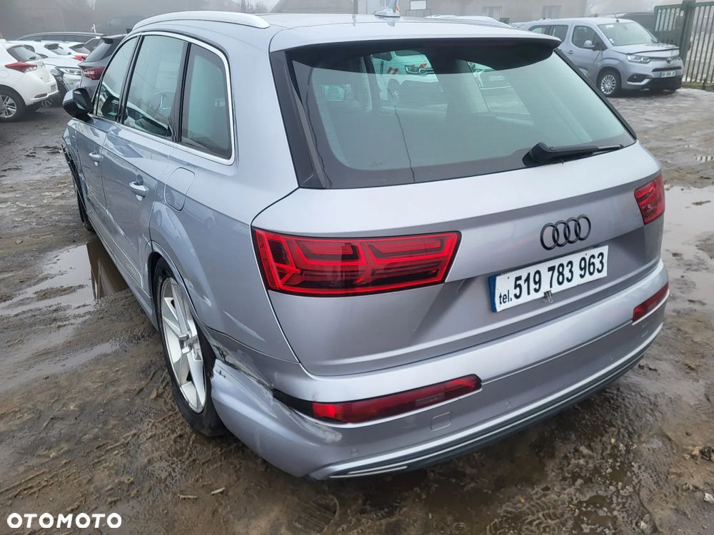 Audi Q7 - 12