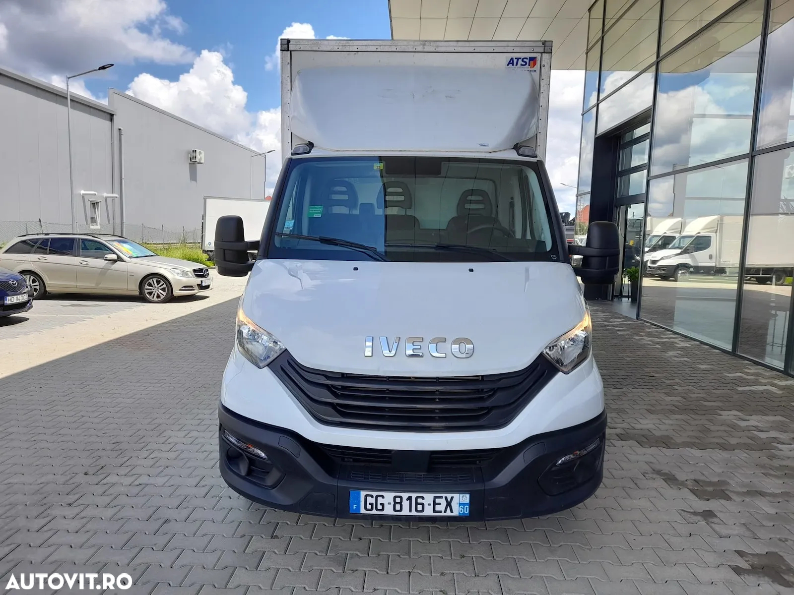 Iveco Daily 35C16H3.0 BOX+LIFT - 2