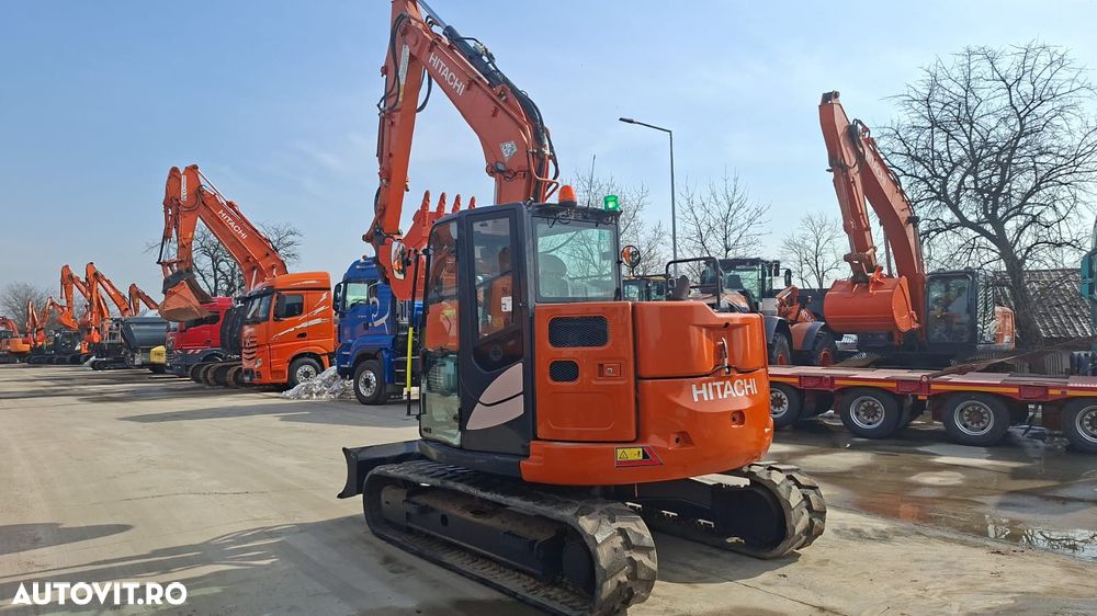 Hitachi ZX85, 2022, 3.339h, CUPLA RAPIDA HIDRAULICA +3 CUPE NOI, senile cauciuc 90%, masa operationala 8,6t, adanc sapare 5m, latime 2,2m, ridica 4,5t, inst picon, LAMA NIVELARE, aer cond, Camera spate, leasing 4 ani, STARE FOARTE BUNA, PROMOTIE 59.900eur+Tv - 26