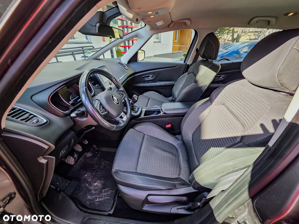 Renault Scenic 1.7 Blue dCi Zen - 15