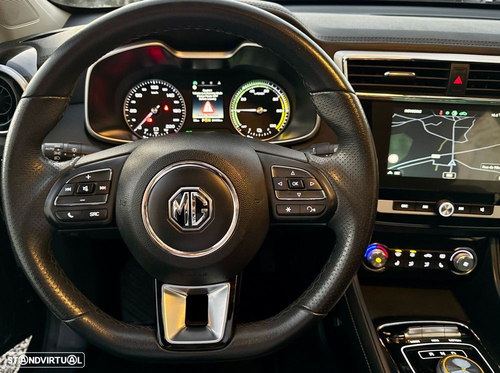 MG ZS - 15