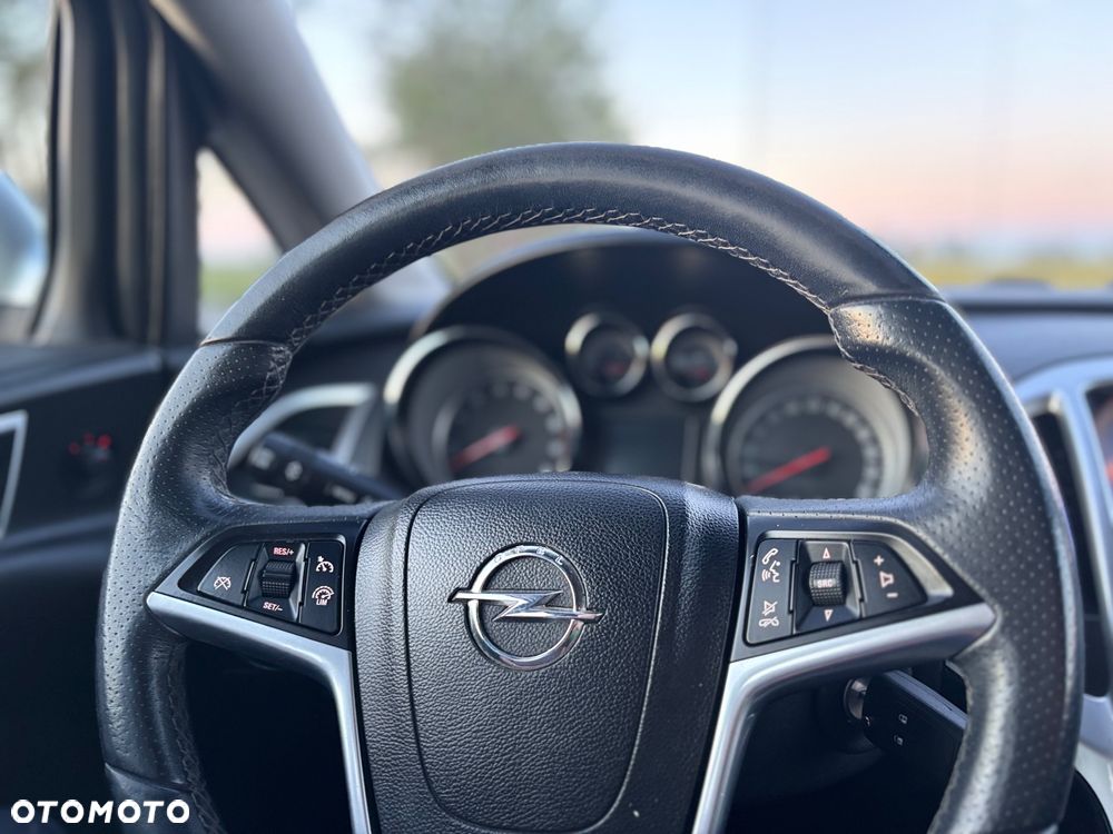 Opel Astra - 32