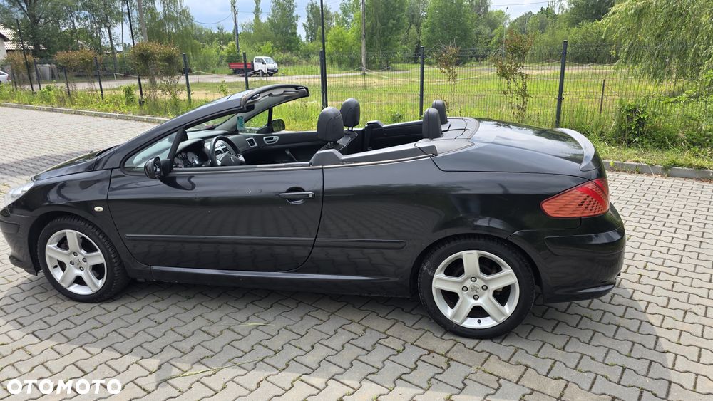 Peugeot 307 HDi 135 Sportline - 14