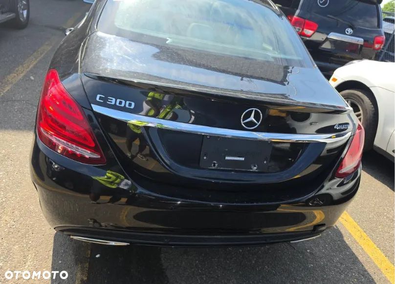Mercedes-Benz Klasa C 300 7G-TRONIC AMG Line - 6