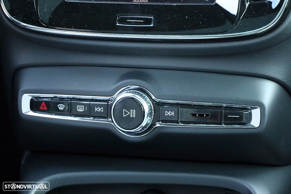 Volvo C40 Recharge Extended Range Plus - 29