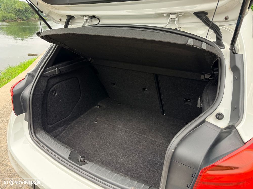 BMW 116 d Pack M - 34