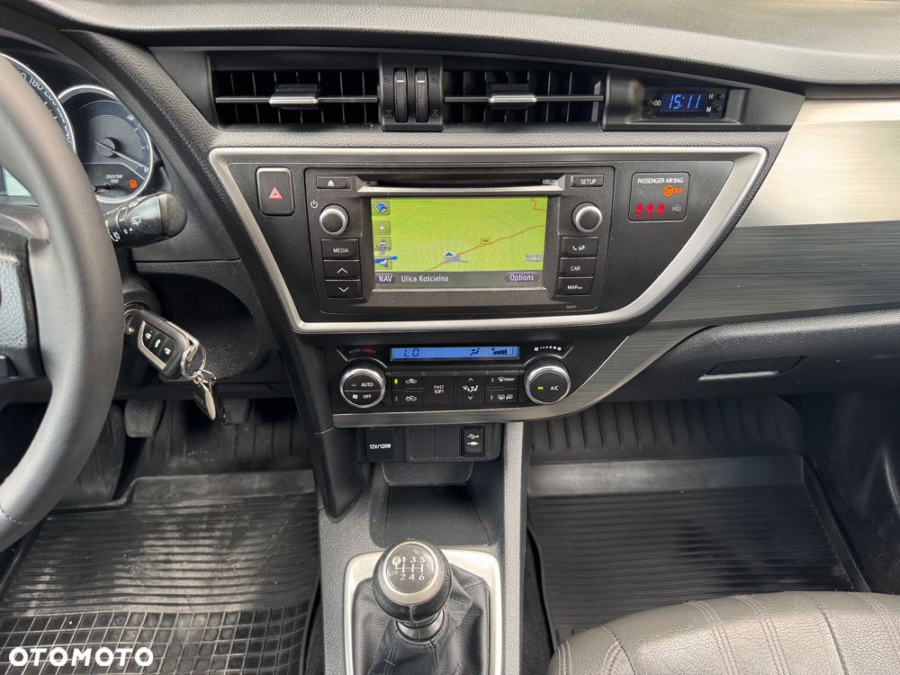 Toyota Auris 1.4 D-4D Comfort - 29