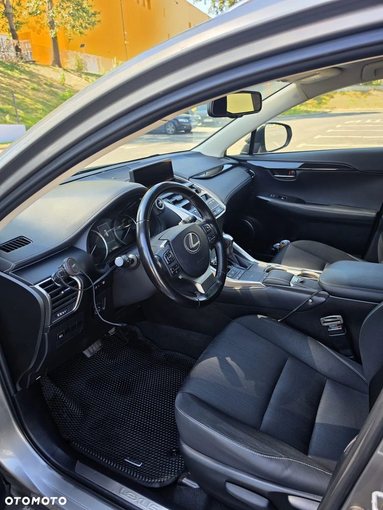 Lexus NX - 4
