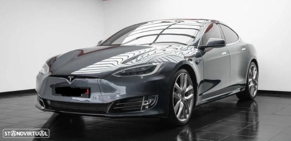 Tesla Model S - 1