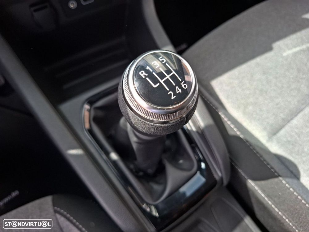 Renault Clio 1.0 TCe Evolution - 16