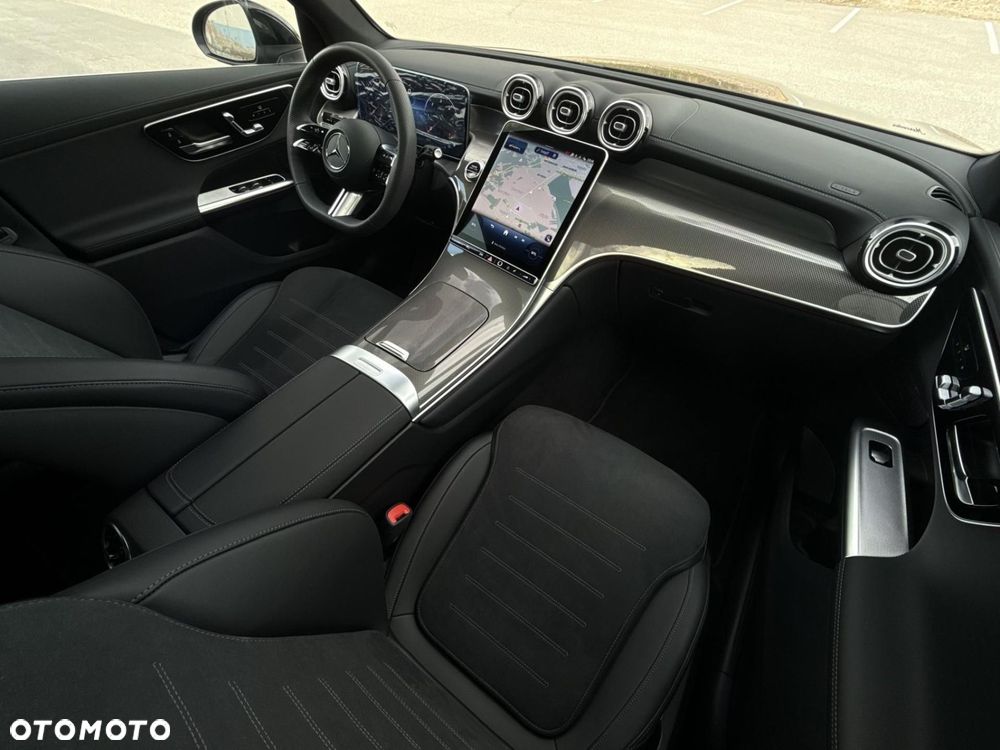 Mercedes-Benz GLC - 23