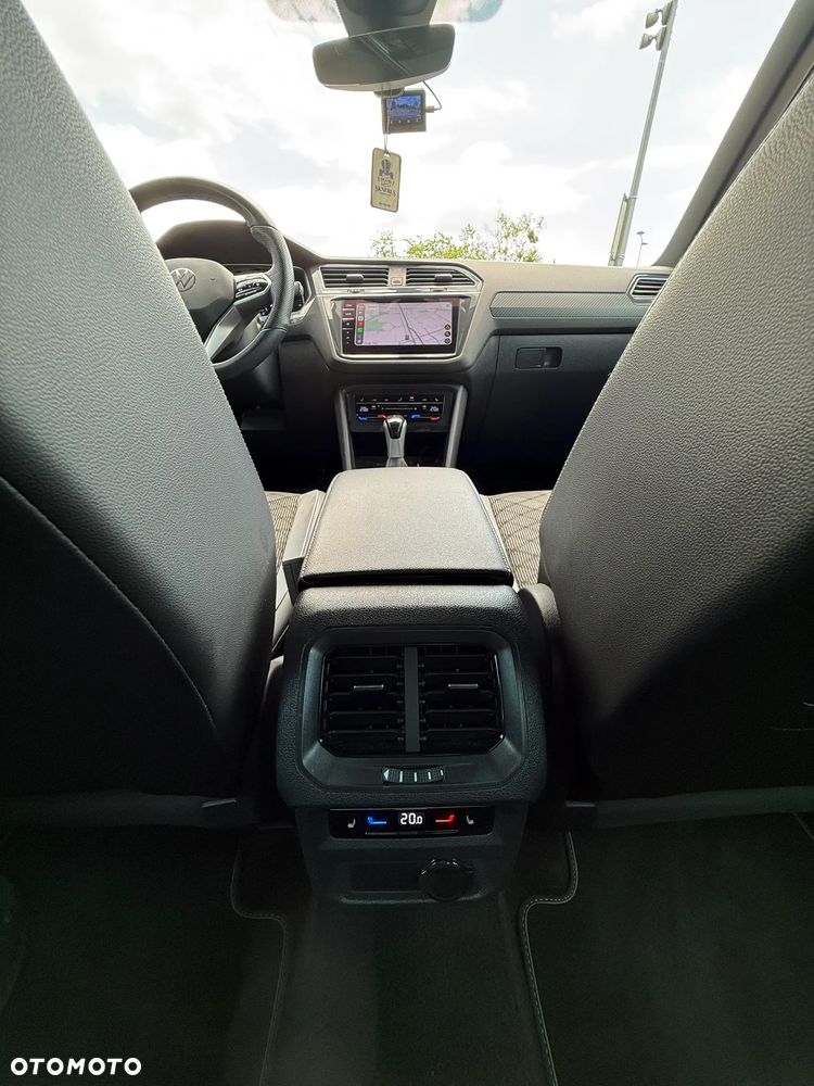 Volkswagen Tiguan 2.0 TDI SCR 4Mot R-Line DSG - 11