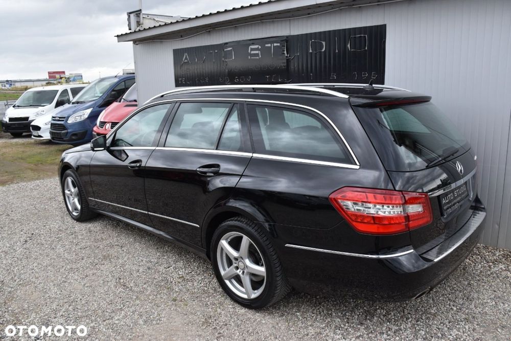 Mercedes-Benz Klasa E 350 4Matic Automatik Elegance BusinessEDITION - 32