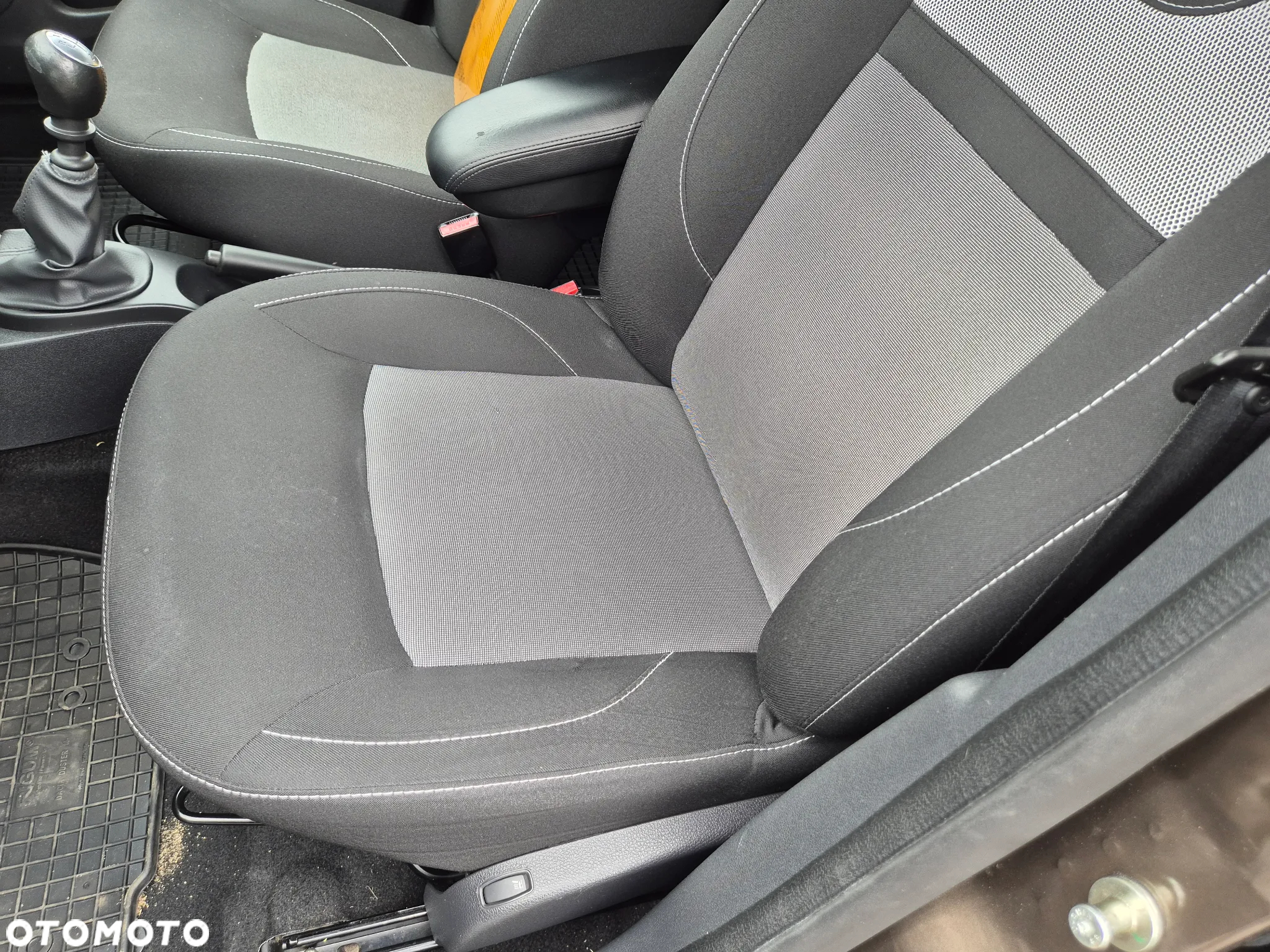 Dacia Duster 1.2 TCe Comfort 4WD - 25