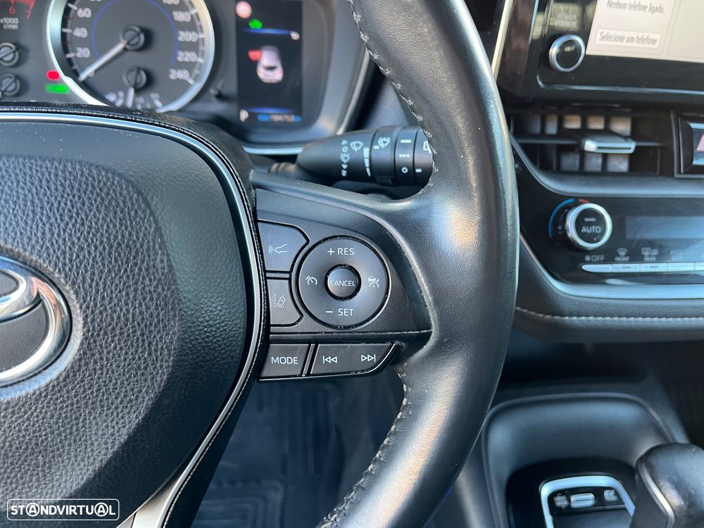 Toyota Corolla 1.8 Hybrid Comfort - 28