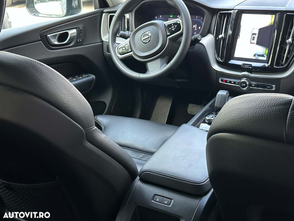 Volvo XC 60 B4 D Ultimate Dark - 13