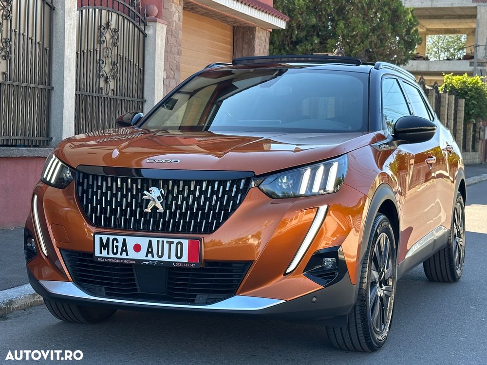 Peugeot 2008 1.2 L PureTech STT EAT8 GT Line - 10