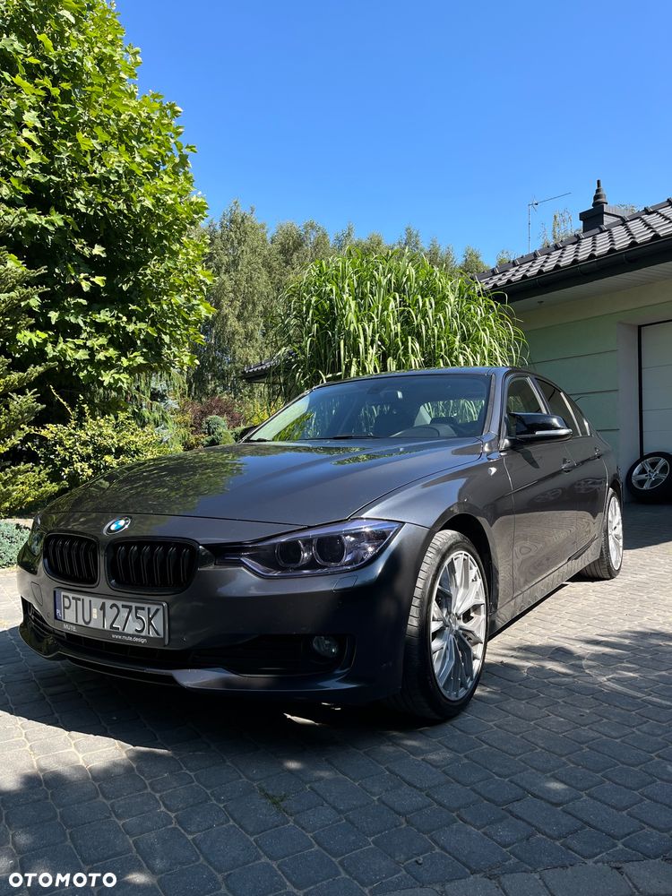 BMW Seria 3 318d - 1