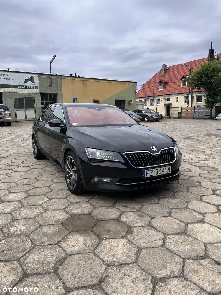 Skoda Superb 2.0 TDI 4x4 L&K DSG - 3