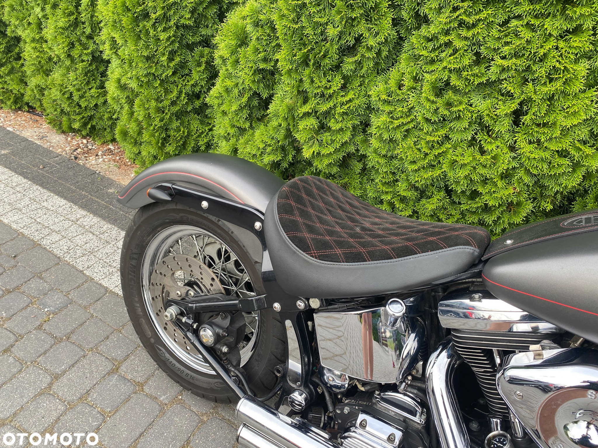 Harley-Davidson Softail Custom - 10