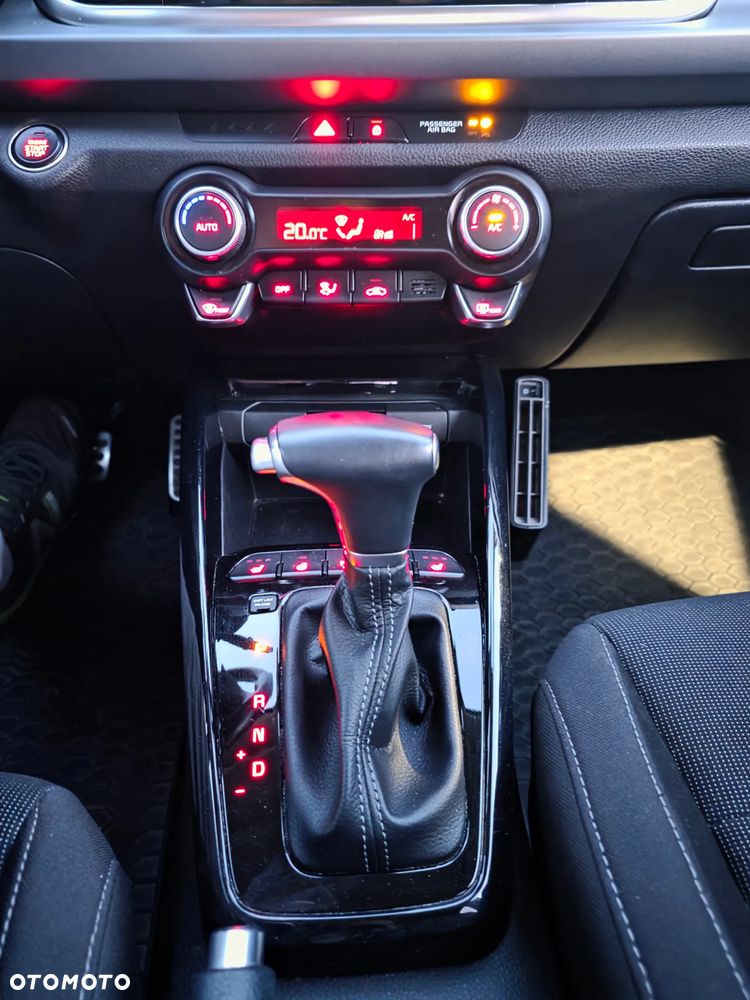 Kia Rio 1.0 T-GDI 120 DCT7 Platinum Edition - 24