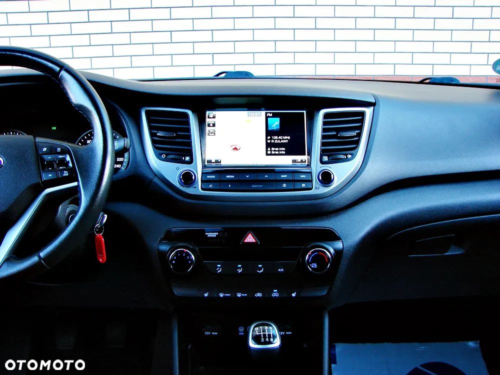 Hyundai Tucson 1.6 GDI BlueDrive Comfort 2WD - 21