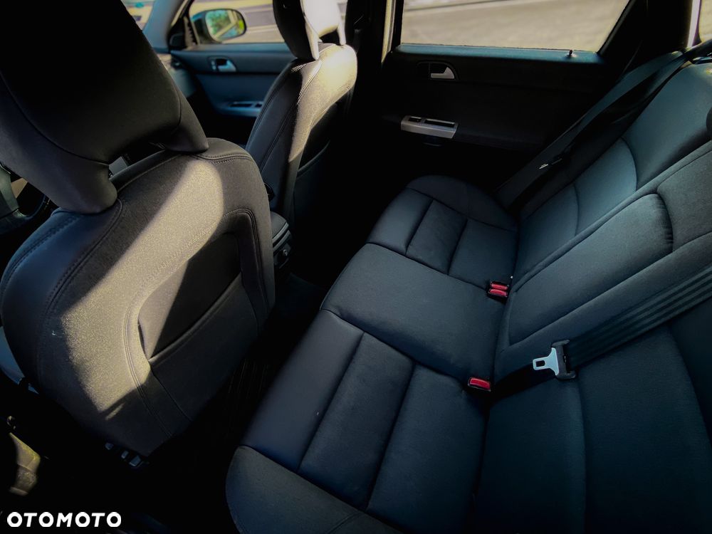 Volvo V50 2.0D - 8