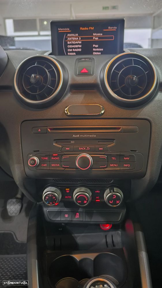 Audi A1 1.6 TDI S line Sport Pack - 16