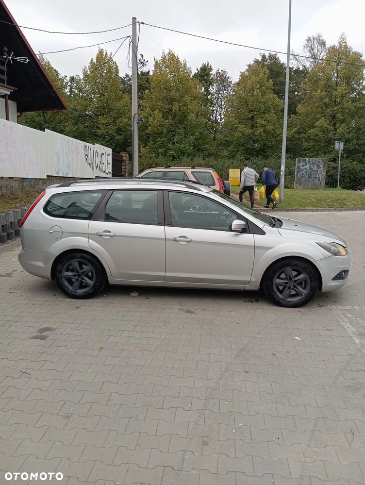 Ford Focus 1.8 TDCi Ghia - 5