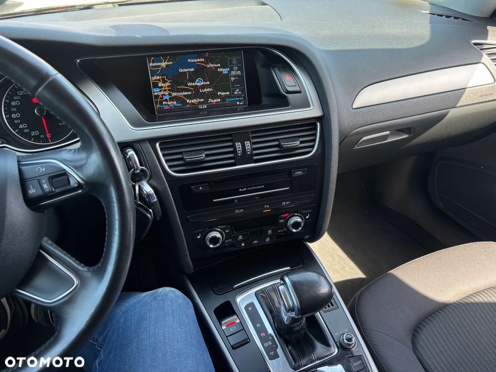 Audi A4 Avant - 28