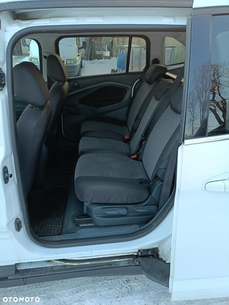 Ford Grand C-MAX 2.0 TDCi Titanium - 14