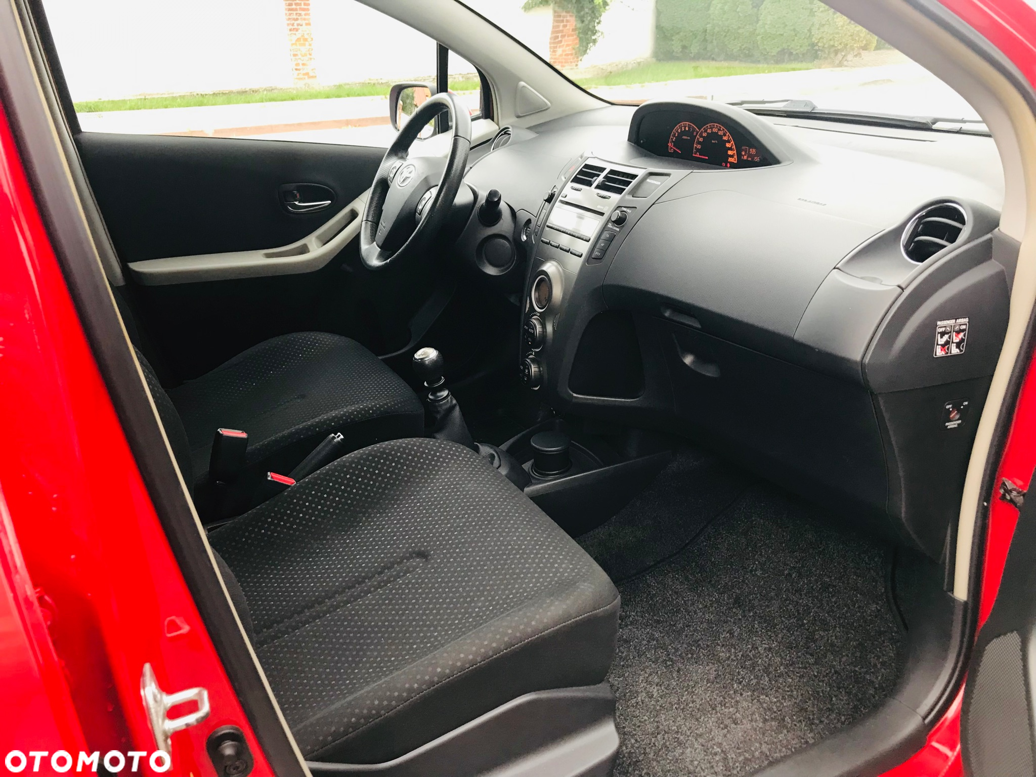 Toyota Yaris 1.33 Business Edition - 13