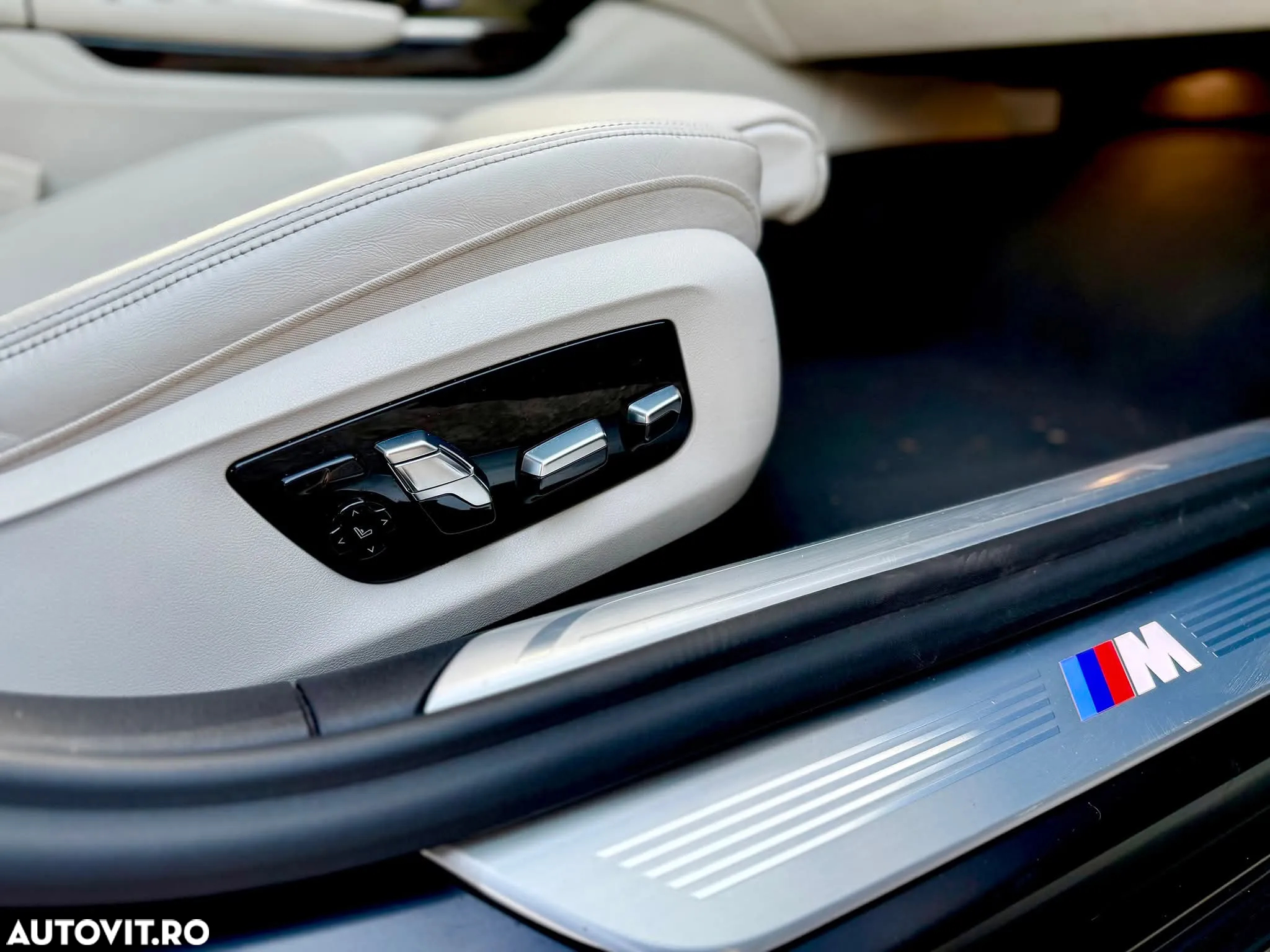 BMW Seria 7 750Li xDrive - 21