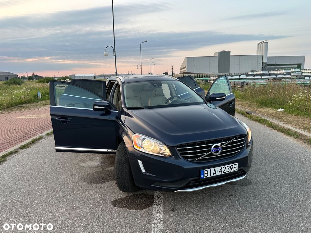 Volvo XC 60 T5 Drive-E Momentum - 8