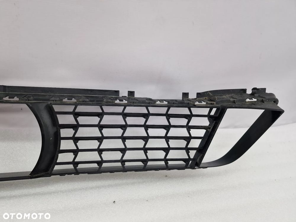 BMW G30 / G31 LIFT M-PAKIET 20- KRATKA ŚRODKOWA ZDERZAKA PRZEDNIEGO PRZÓD , NR 51118098664 , NR AUKCJI KR42 - 14