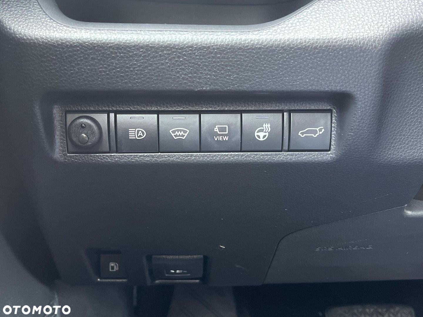 Toyota RAV4 - 18