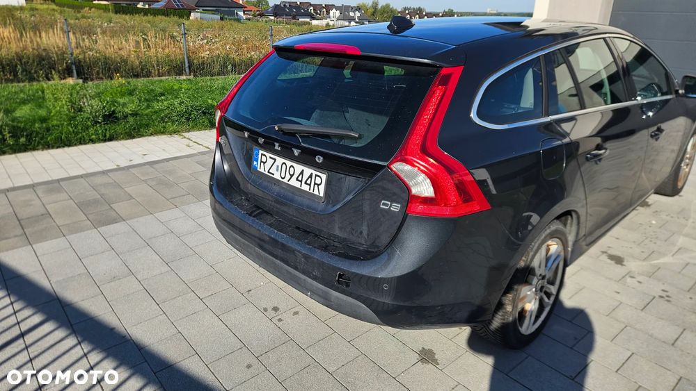 Volvo V60 D3 Geartronic Momentum - 7