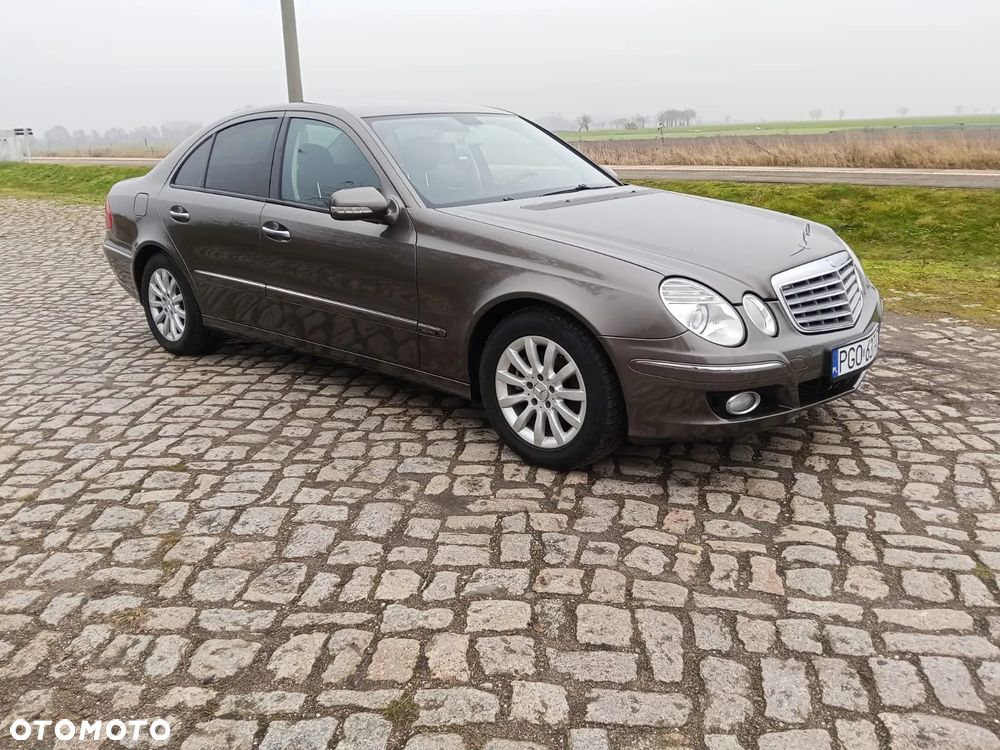 Mercedes-Benz Klasa E 200 CDI Elegance DPF - 4