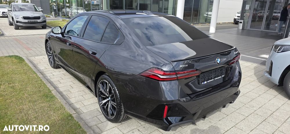 BMW Seria 5 540d xDrive AT MHEV - 3