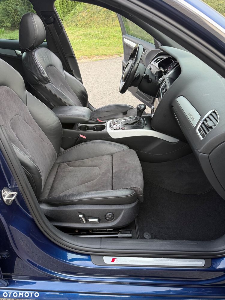 Audi A4 Limousine 2.0 TFSI quattro S tronic S line Sportpaket - 12