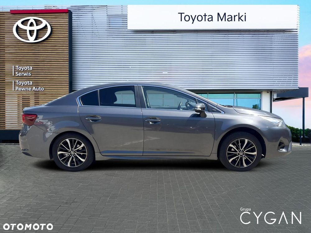 Toyota Avensis - 6