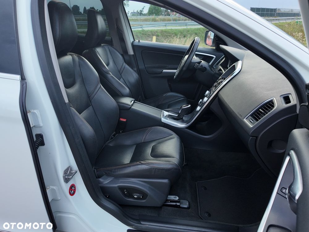 Volvo XC 60 - 18