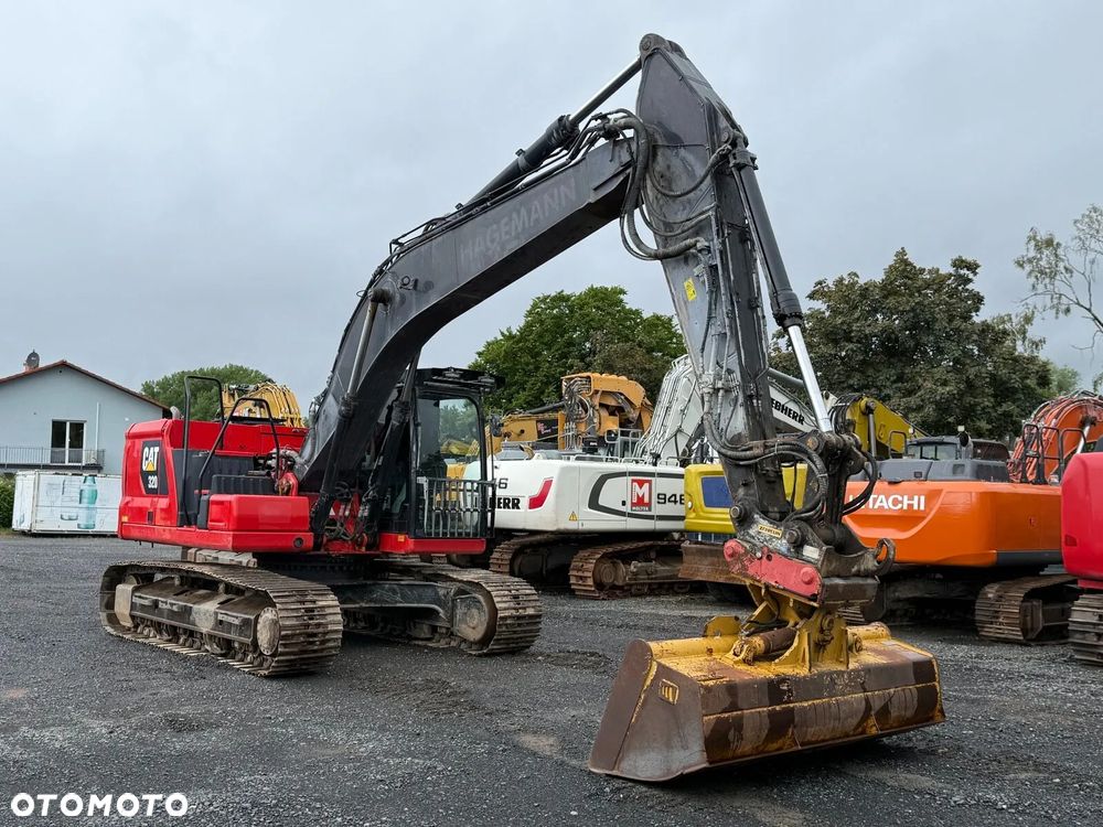 Caterpillar CAT 320 - 3