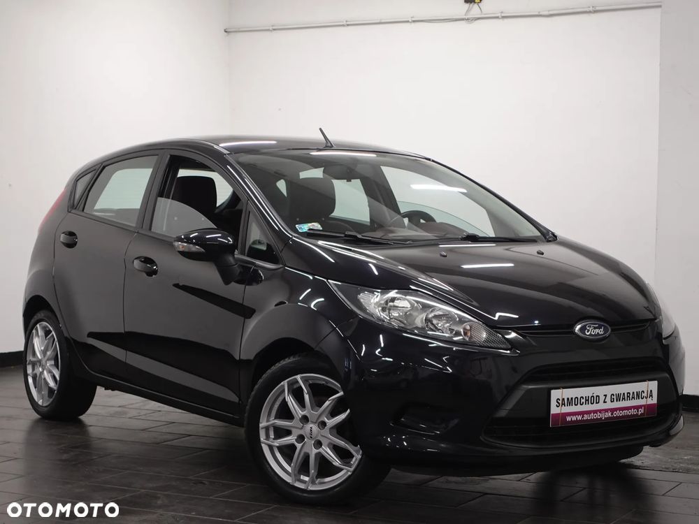 Ford Fiesta 1.25 Celebration - 11